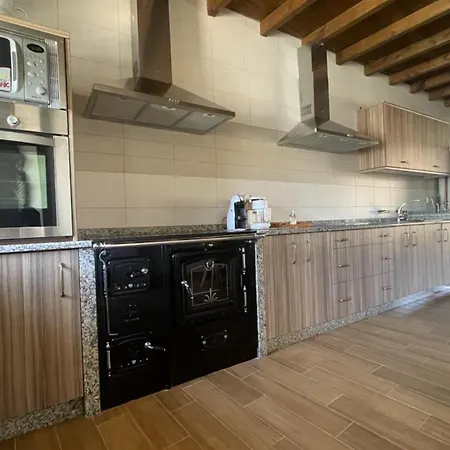 Yourhouse A Casa Da Corona Casa Rural Ourense Exterior photo