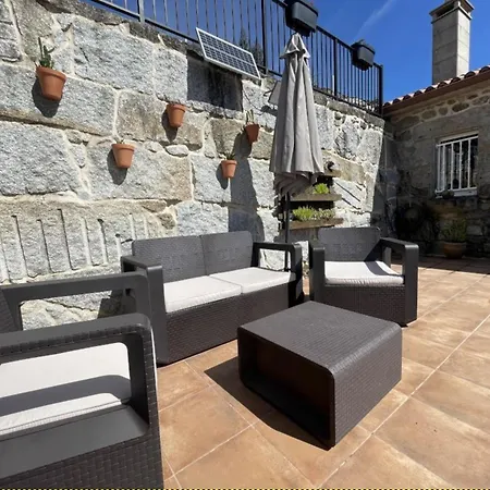 Yourhouse A Casa Da Corona Casa Rural Ourense Exterior photo