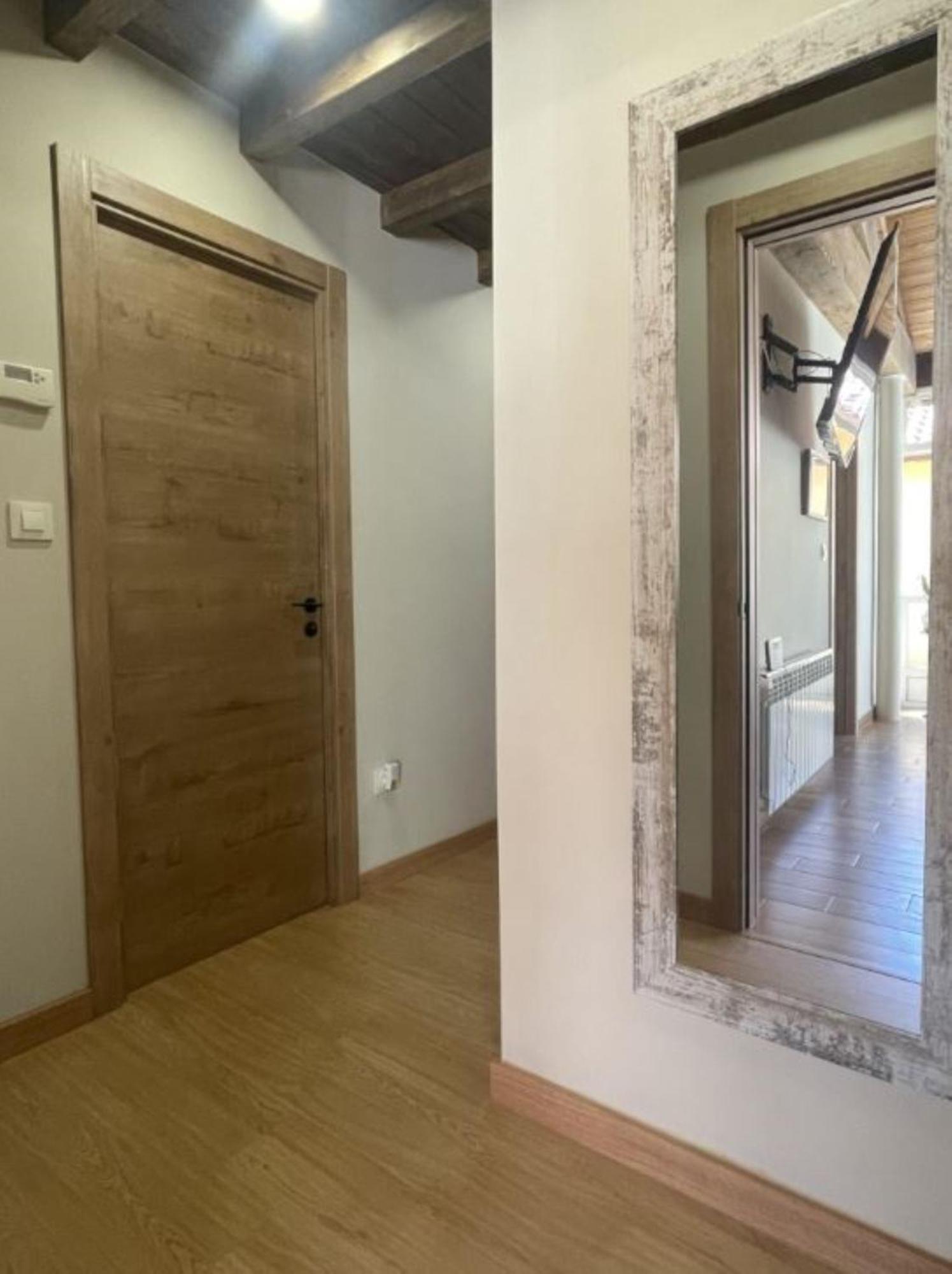 Yourhouse A Casa Da * Ourense